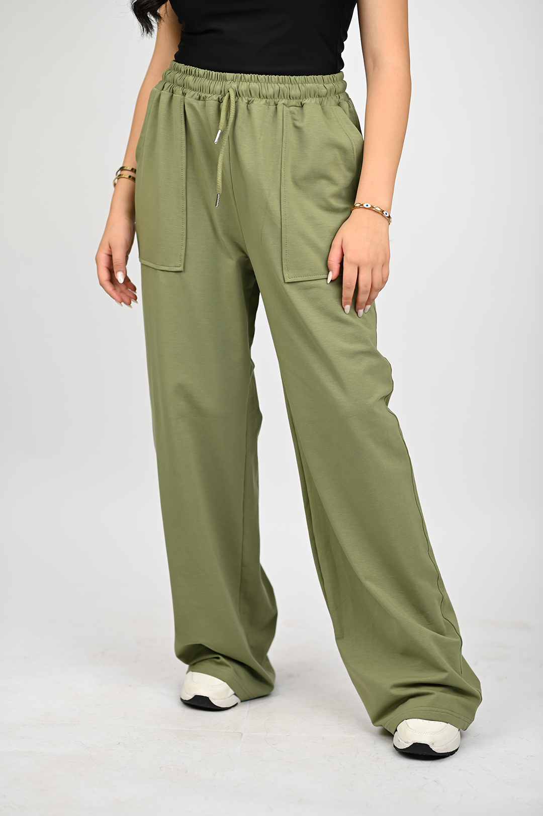 Wide leg pants